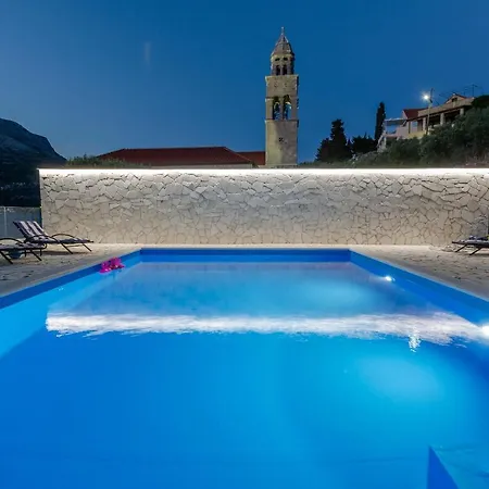 Gabriela Villa Korčula