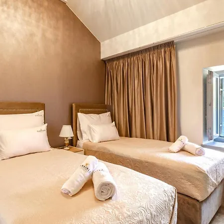 Gabriela * קורצולה