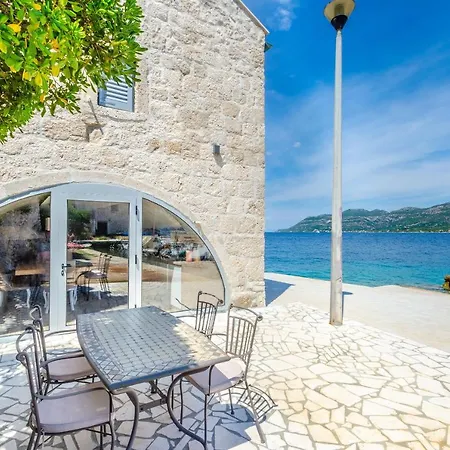 Gabriela Villa Korcula Town